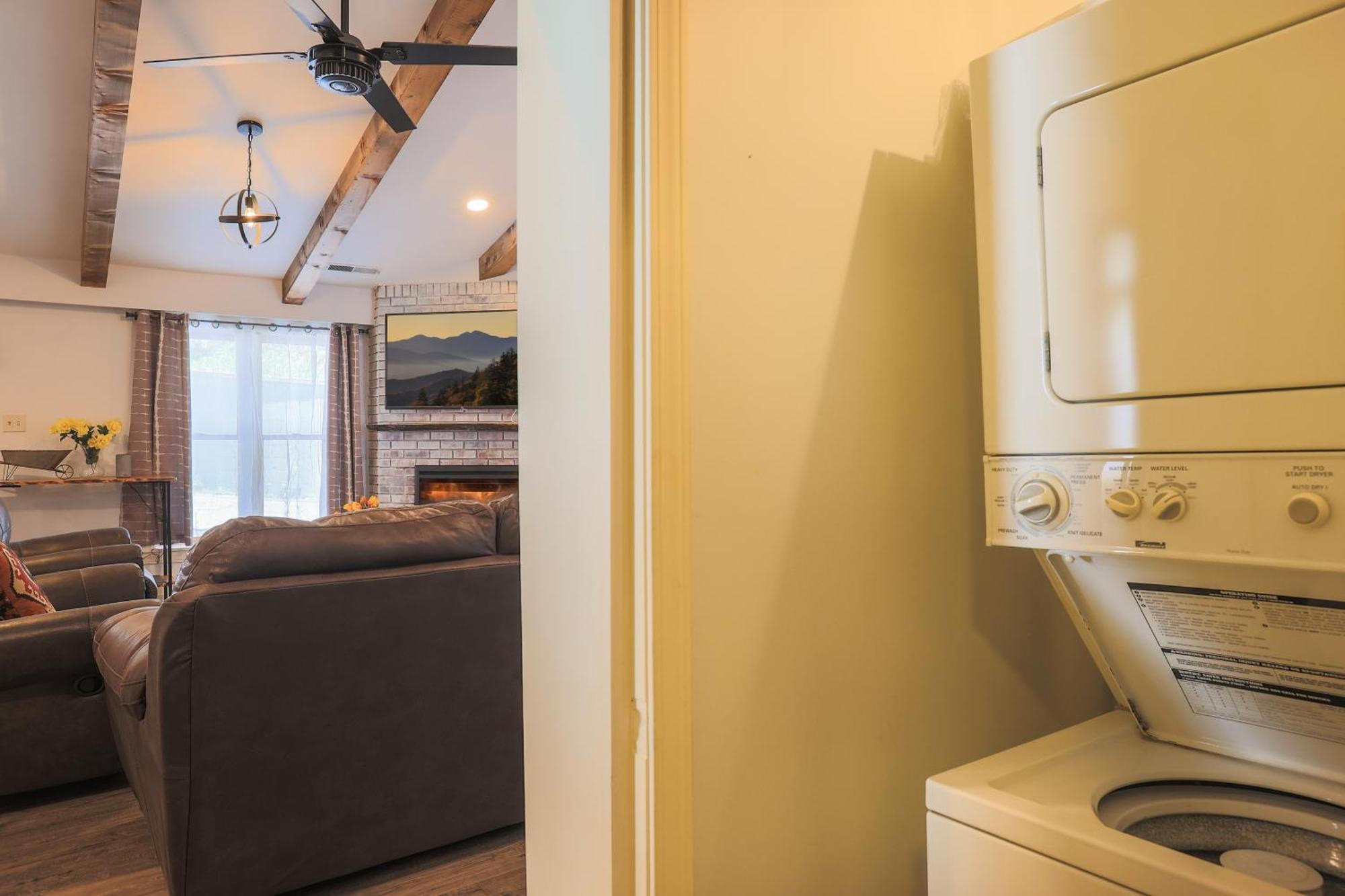 Relaxing 3Br Cottage 1 Mile To Main St Attractions Views Гетлинбург Екстериор снимка